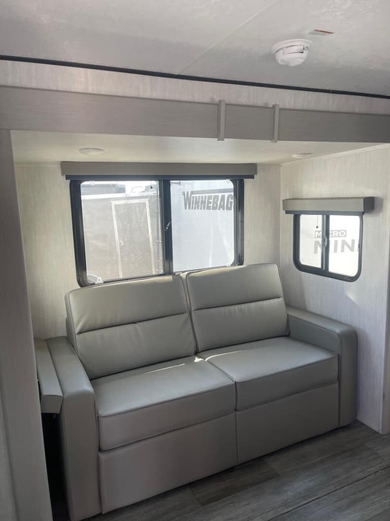 2026 Coachmen 2026 Coachmen Apex Ultra-Lite - thumbnail 8