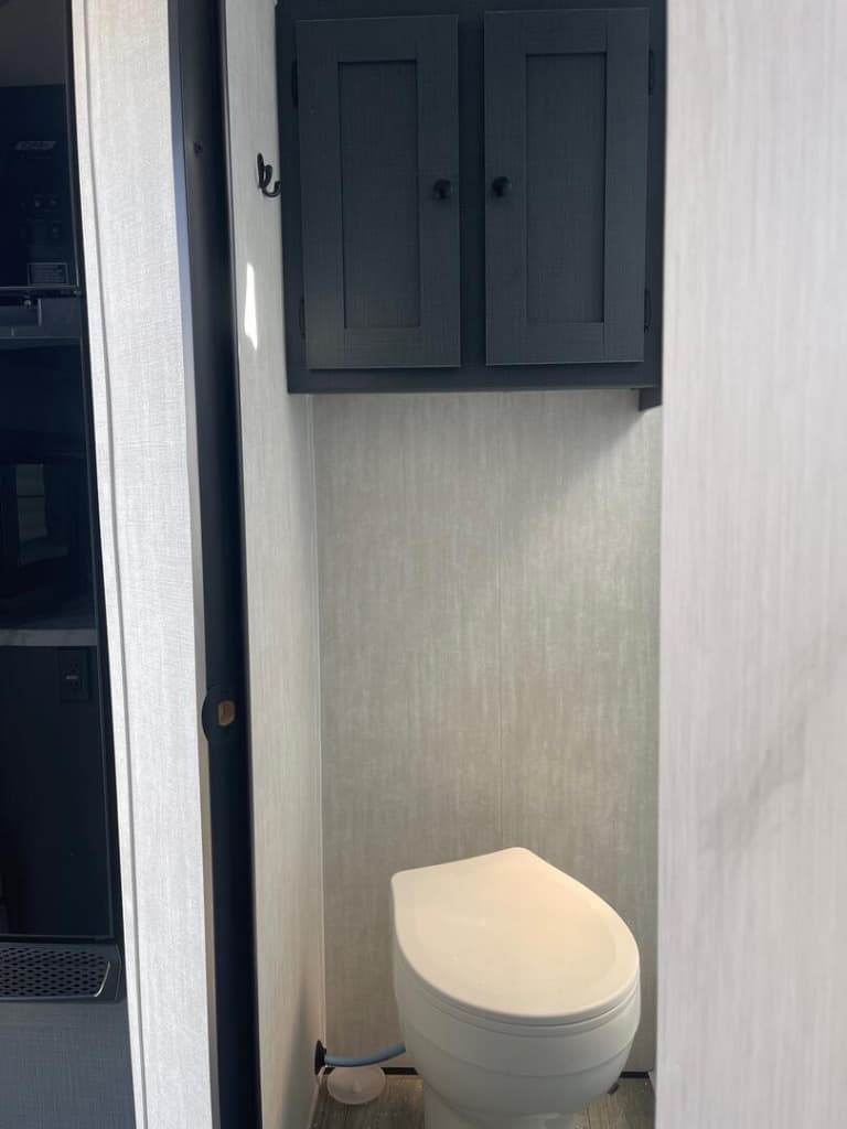 2026 Coachmen 2026 Coachmen Apex Ultra-Lite - thumbnail 13