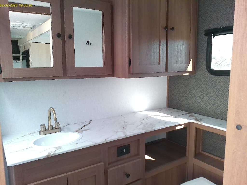 2026 Coachmen 2026 Coachmen Apex - thumbnail 10