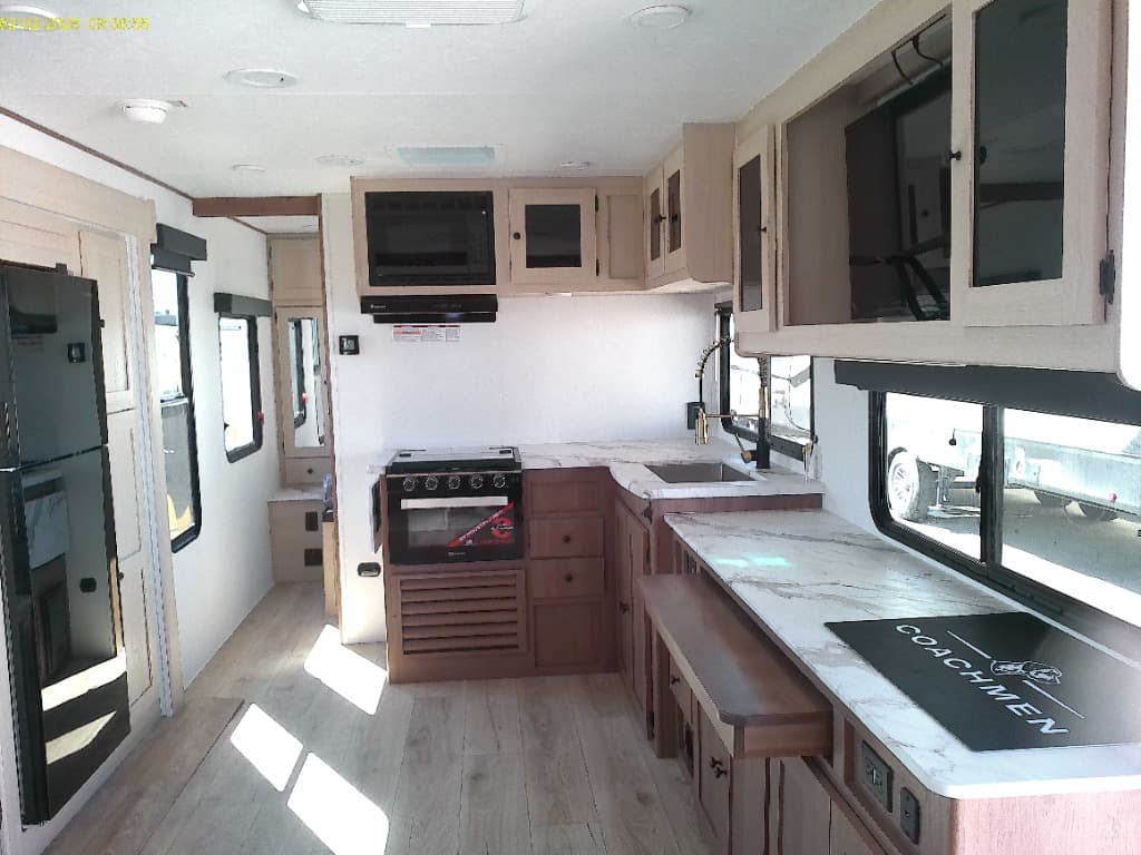 2026 Coachmen 2026 Coachmen Apex - thumbnail 13