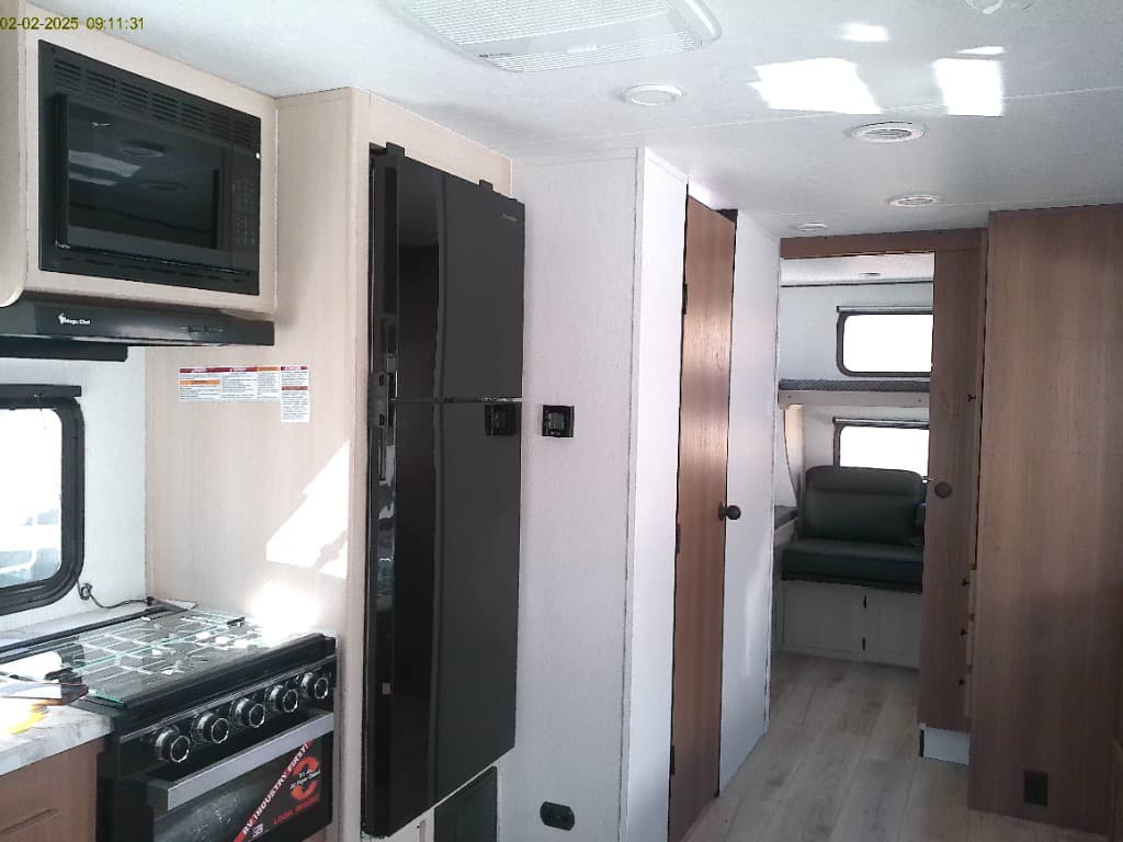 2026 Coachmen 2026 Coachmen Apex Ultra-Lite - thumbnail 8