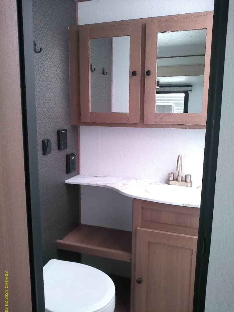 2026 Coachmen 2026 Coachmen Apex Ultra-Lite - thumbnail 14