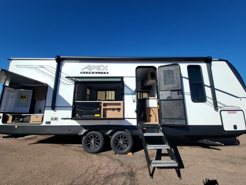 2026 Coachmen 2026 Coachmen Apex Ultra-Lite - thumbnail 5