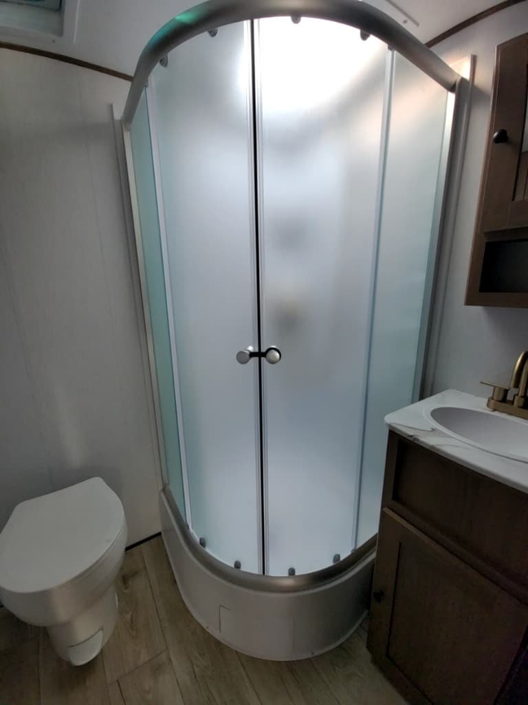 2026 Coachmen 2026 Coachmen Apex Ultra-Lite - thumbnail 25