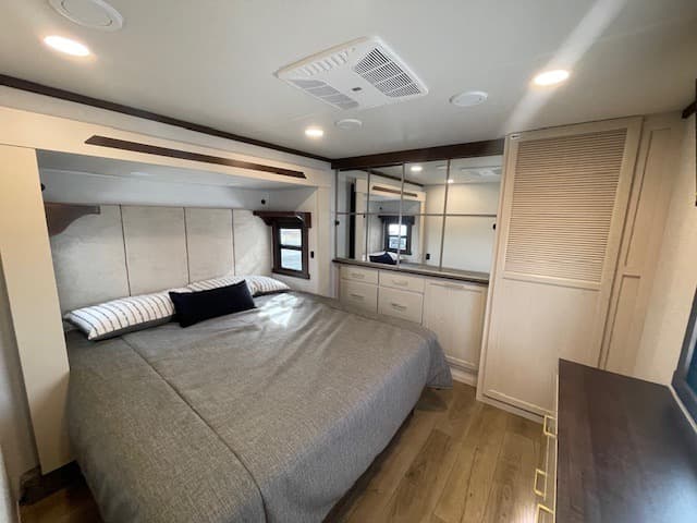 2026 Forest River 2026 Forest River Cedar Creek Experience - thumbnail 10