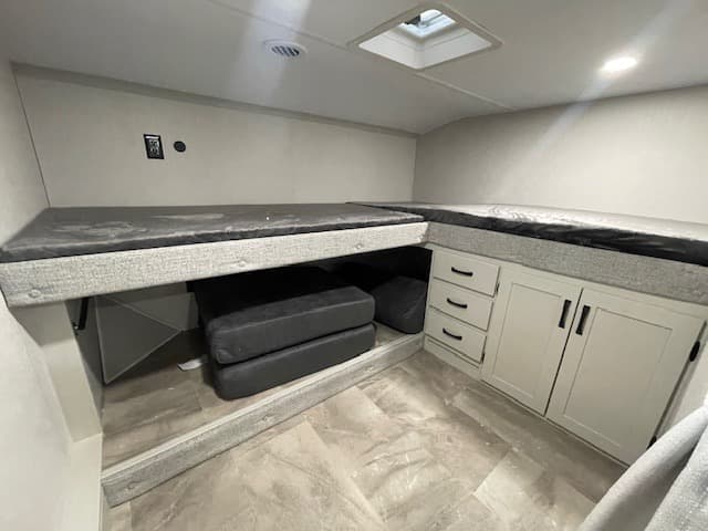 2026 Coachmen 2026 Coachmen Chaparral Lite - thumbnail 7