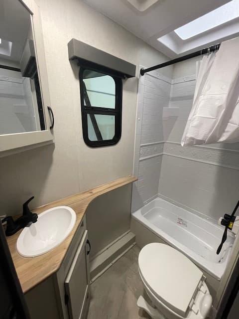 2026 Coachmen 2026 Coachmen Chaparral Lite - thumbnail 10