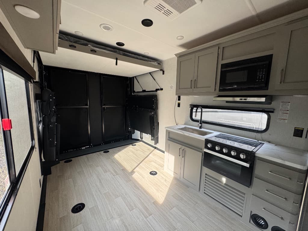 2026 Keystone RV 2026 Keystone RV Raptor Carbon Series Toy Hauler - thumbnail 7
