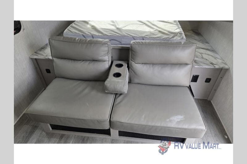 2025 Coachmen 2025 Coachmen Apex Ultra-Lite - thumbnail 13