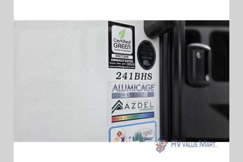 2025 Coachmen 2025 Coachmen Apex Ultra-Lite - thumbnail 37