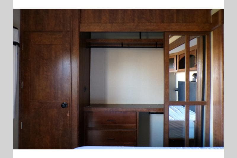 2015 Grand Design 2015 Grand Design Solitude - thumbnail 33