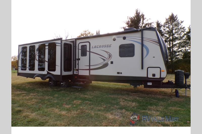 2016 Prime Time LaCrosse 330RST
