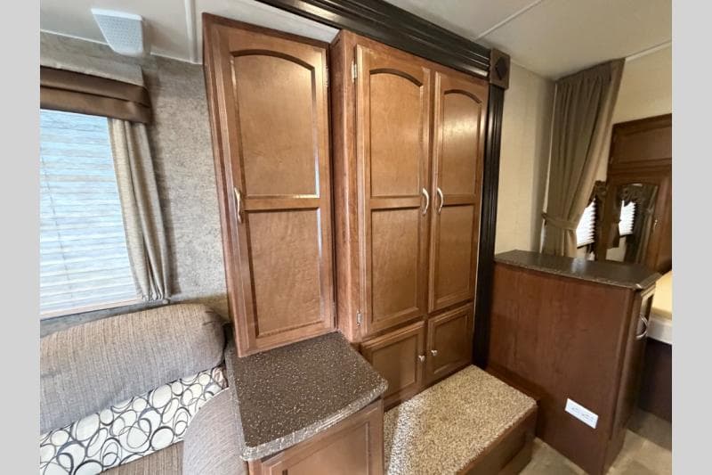 2017 Coachmen 2017 Coachmen Freedom Express Ultra Lite - thumbnail 14