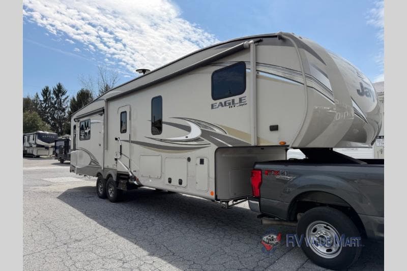 2019 Jayco Eagle HT 30.5 MBOK