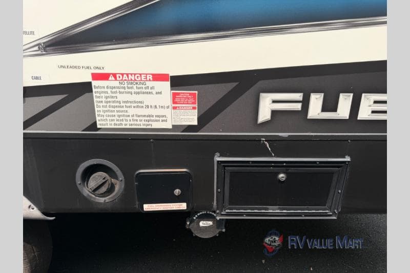 2019 Heartland 2019 Heartland Fuel - thumbnail 6