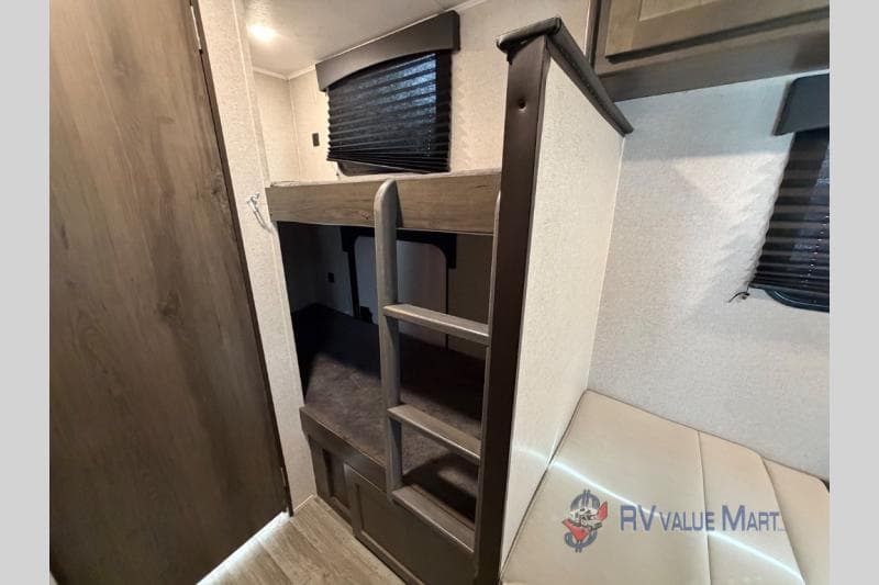 2020 Coachmen 2020 Coachmen Clipper - thumbnail 14