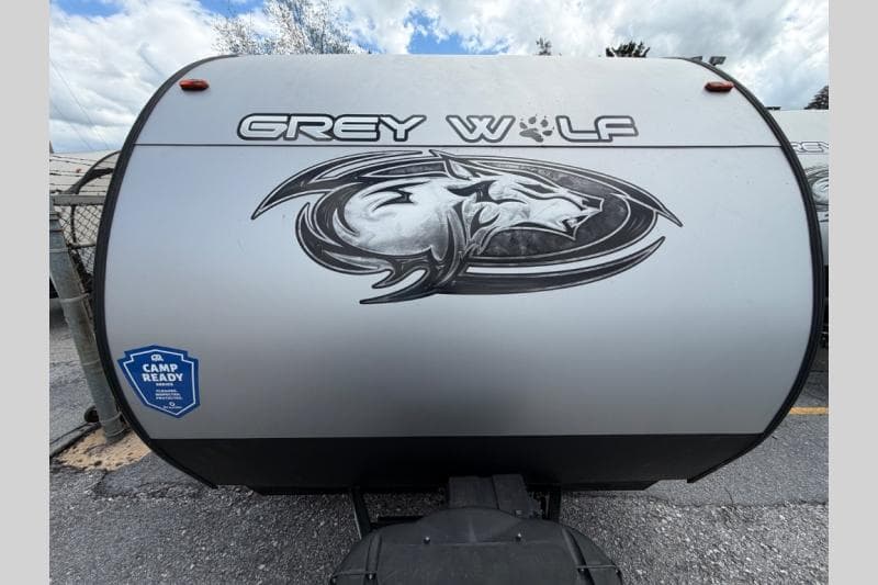 2020 Forest River 2020 Forest River Cherokee Grey Wolf - thumbnail 3