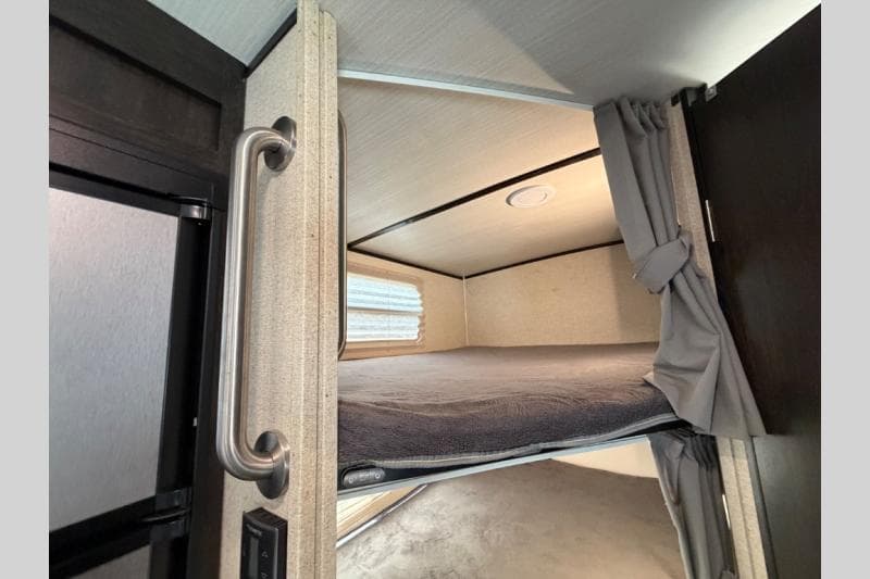 2020 Coachmen 2020 Coachmen Northern Spirit Ultra Lite - thumbnail 20