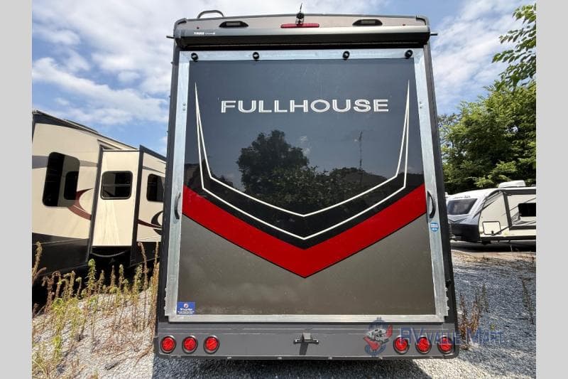 2022 DRV 2022 DRV Mobile Suites - thumbnail 5