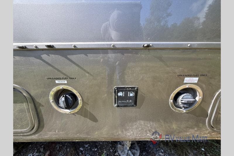 2022 DRV 2022 DRV Mobile Suites - thumbnail 7