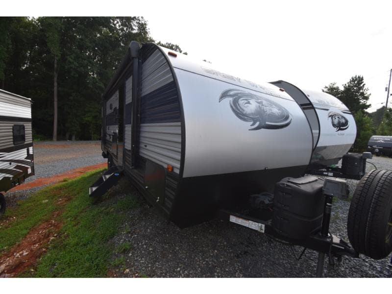 2022 Forest River Cherokee Grey Wolf 23DBH