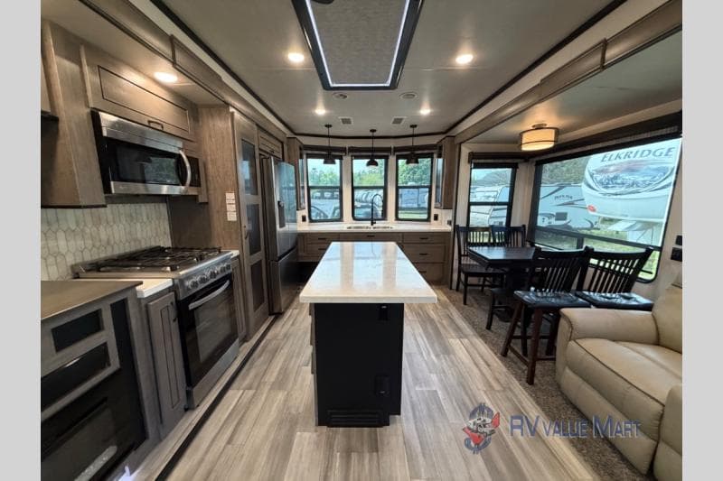 2022 Forest River 2022 Forest River Cedar Creek Cottage - thumbnail 6