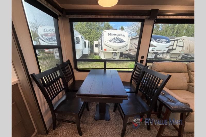 2022 Forest River 2022 Forest River Cedar Creek Cottage - thumbnail 9