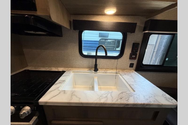 2023 Jayco 2023 Jayco Jay Flight - thumbnail 12