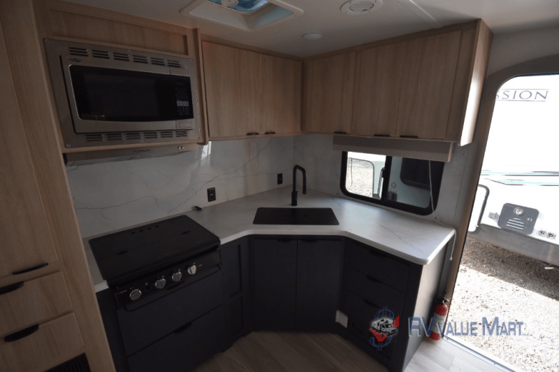 2023 Winnebago 2023 Winnebago Minnie - thumbnail 11