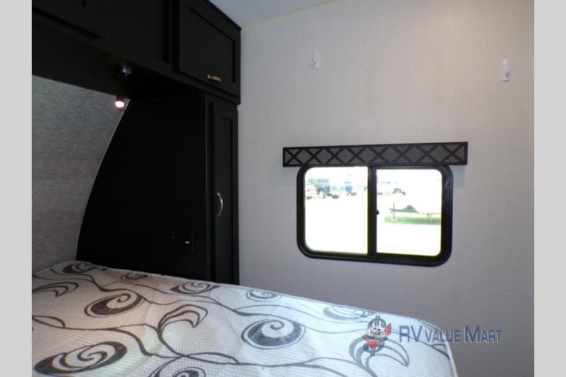 2023 Coachmen 2023 Coachmen Adrenaline - thumbnail 19