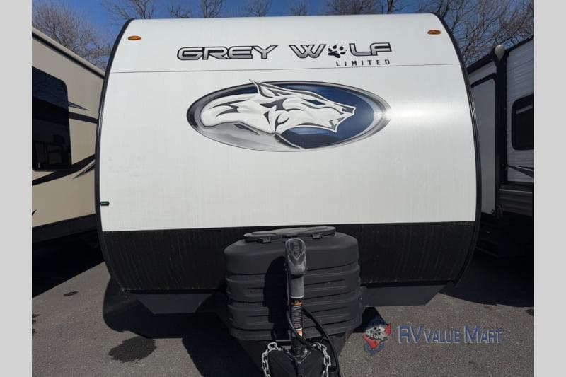 2024 Forest River 2024 Forest River Cherokee Grey Wolf - thumbnail 3