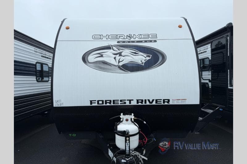 2025 Forest River 2025 Forest River Cherokee Wolf Pup - thumbnail 3
