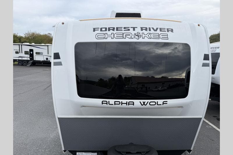 2026 Forest River 2026 Forest River Cherokee Alpha Wolf - thumbnail 3