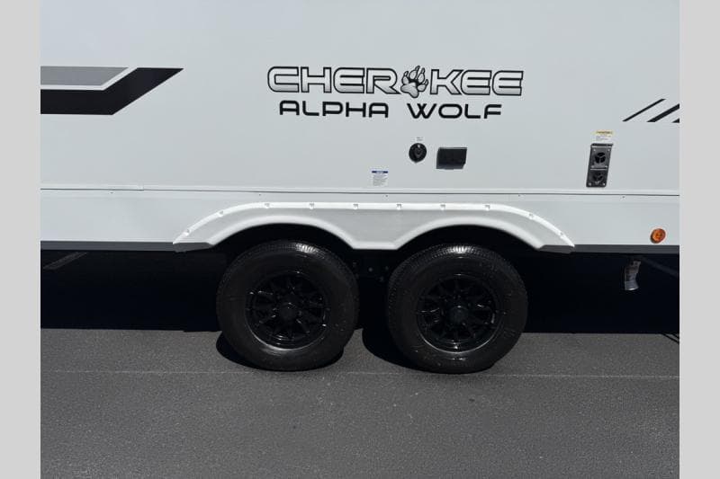 2026 Forest River 2026 Forest River Cherokee Alpha Wolf - thumbnail 7