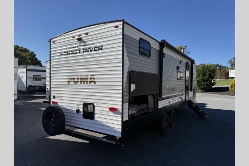 2026 Palomino 2026 Palomino Puma Camping Edition - thumbnail 5