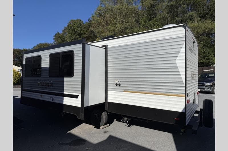 2026 Palomino 2026 Palomino Puma Camping Edition - thumbnail 6