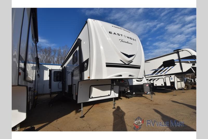 2026 East To West Tandara 388LR