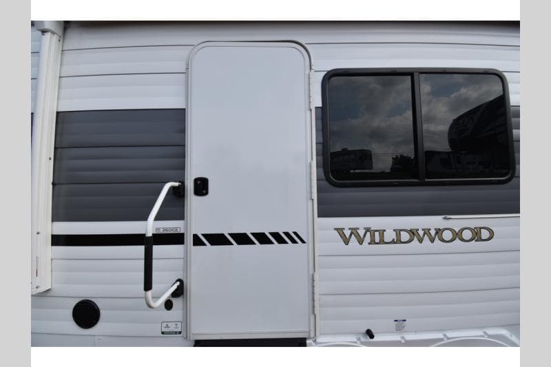2026 Forest River 2026 Forest River Wildwood - thumbnail 4
