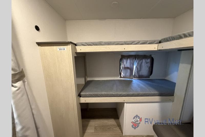 2026 Coachmen 2026 Coachmen Shasta - thumbnail 19