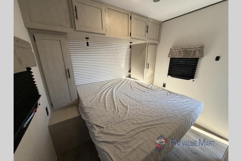 2026 Coachmen 2026 Coachmen Shasta - thumbnail 26