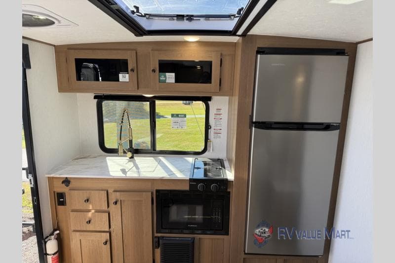 2026 Coachmen 2026 Coachmen Apex Nano - thumbnail 22