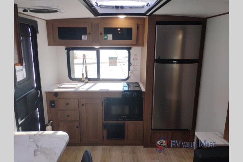 2026 Coachmen 2026 Coachmen Apex Nano - thumbnail 31