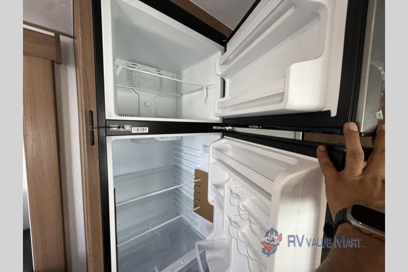 2026 Coachmen 2026 Coachmen Apex Nano - thumbnail 15
