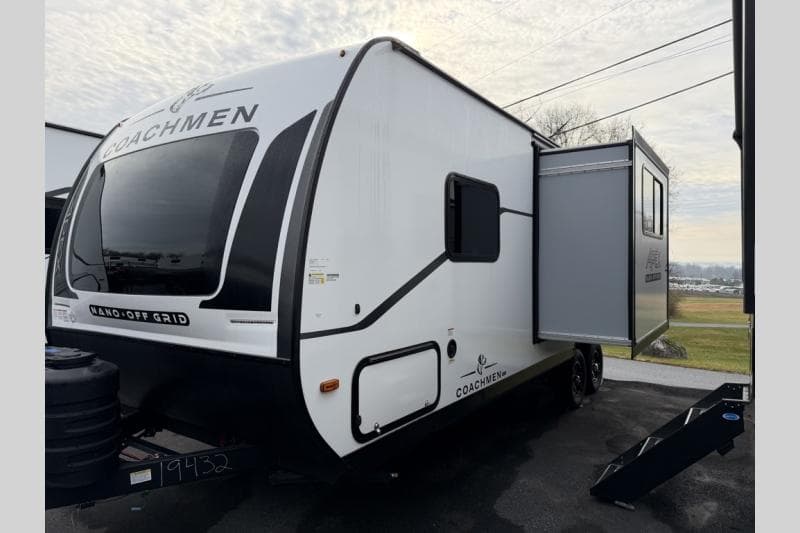 2026 Coachmen 2026 Coachmen Apex Nano - thumbnail 4