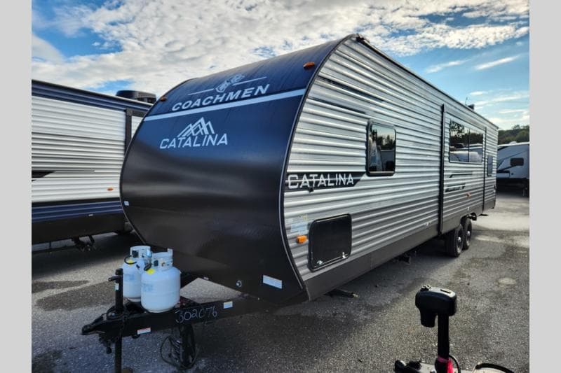 2026 Coachmen 2026 Coachmen Catalina Summit Series 8 - thumbnail 4