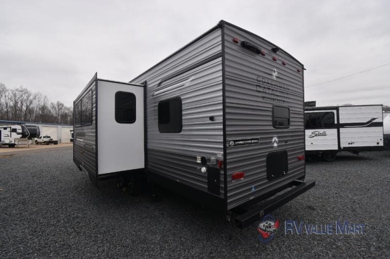 2026 Coachmen 2026 Coachmen Catalina Legacy Edition - thumbnail 4