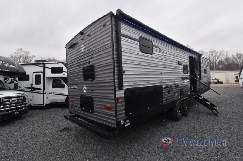 2026 Coachmen 2026 Coachmen Catalina Legacy Edition - thumbnail 5