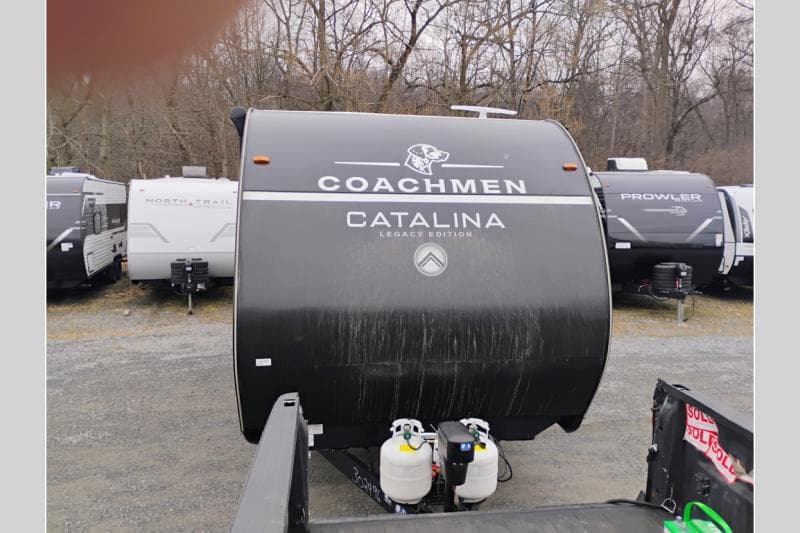 2026 Coachmen 2026 Coachmen Catalina Legacy Edition - thumbnail 3