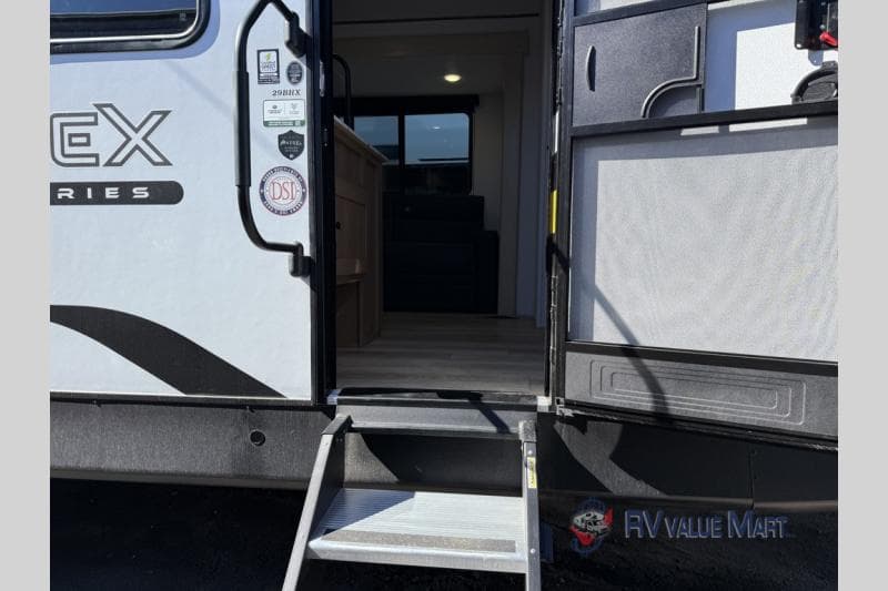 2026 Coachmen 2026 Coachmen Apex X Series - thumbnail 4