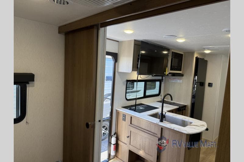 2026 Coachmen 2026 Coachmen Apex X Series - thumbnail 15
